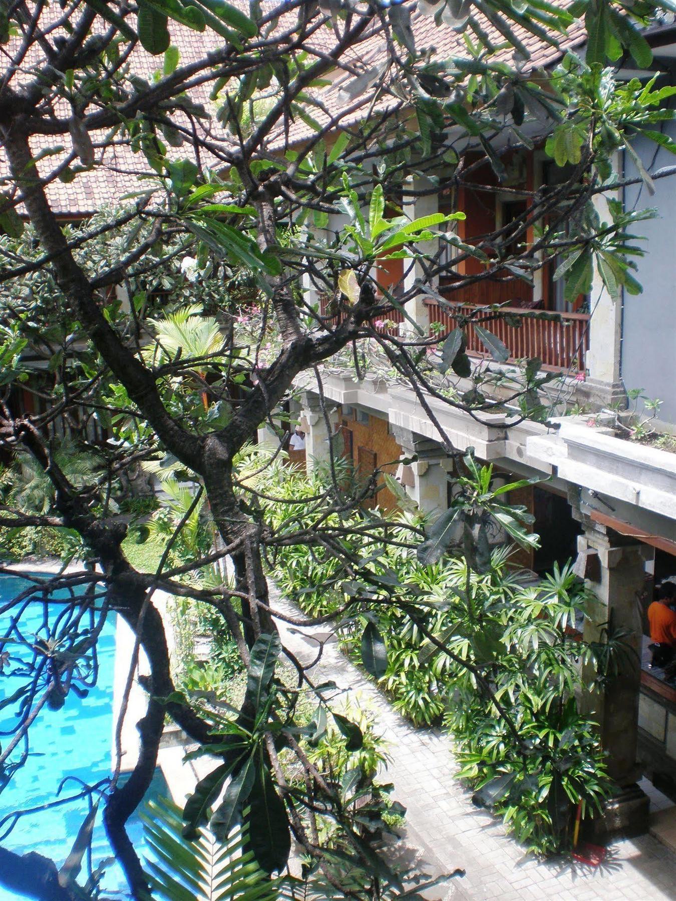Wisma tamu Swastika 2*